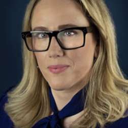 Kara Cunzeman Headshot