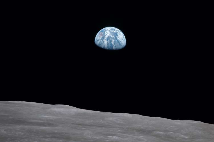 Earth rise as seen from Moon