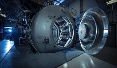 Electric Propulsion Chamber 