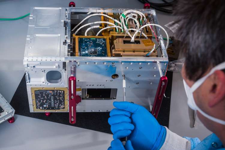 Slingshot payloads assembly